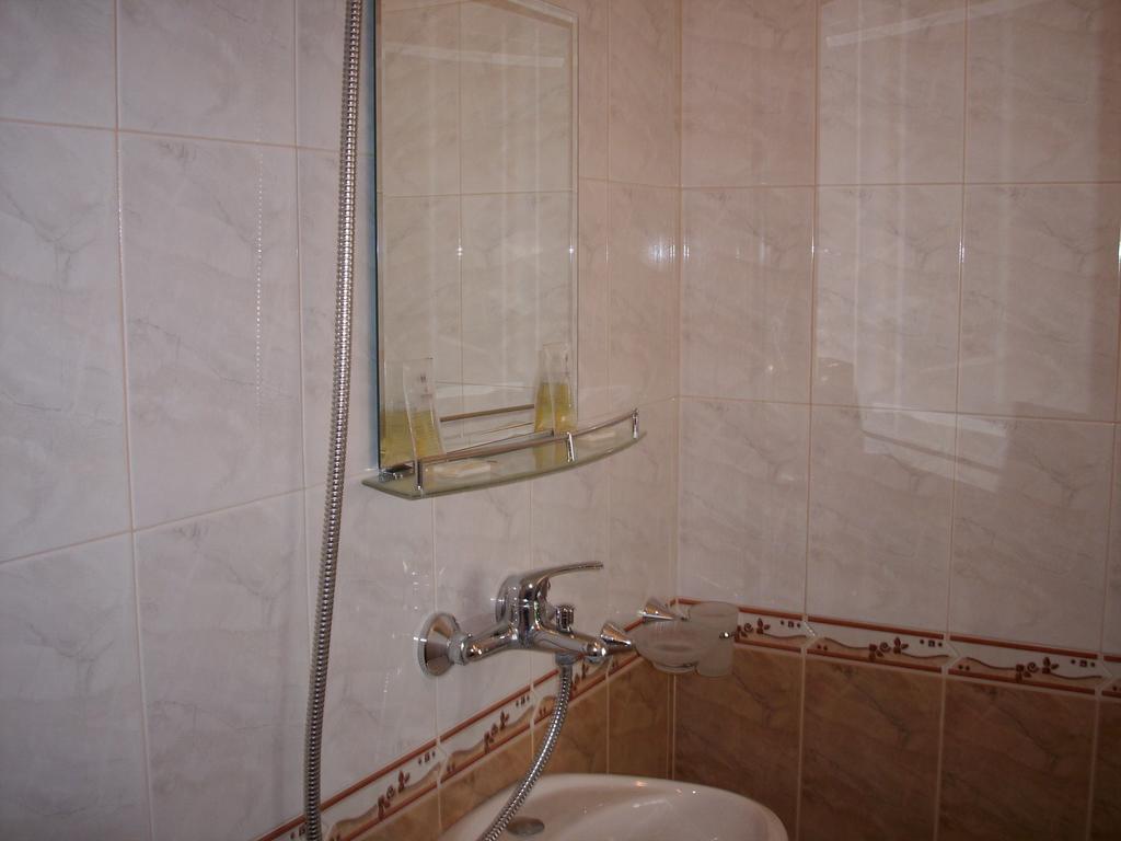 Georgievi Guest House Pomorie Bagian luar foto