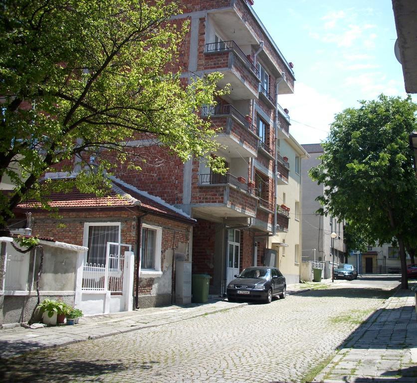 Georgievi Guest House Pomorie Bagian luar foto