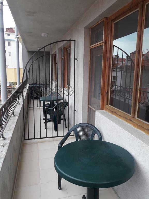 Georgievi Guest House Pomorie Bagian luar foto